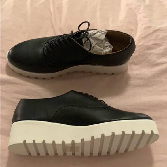 London Rebel Leather Flatform Loafers - Picture 2 of 3